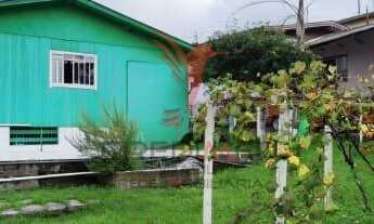 Imagem 4: Casa de madeira, em Lages, Bairro São Luiz,esquina, dois quartos