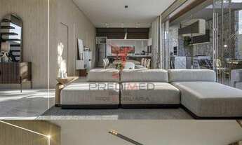 Imagem 4: Magnífica Casa com 4 Suites, Jardim Suspenso, Piscina, 4 Vagas de Garagem,em Porto Belo