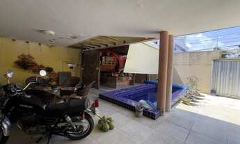 Imagem: Casa à venda com 4 Quartos, 1 Suites, 3