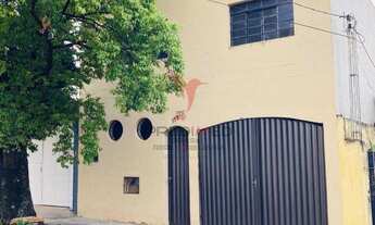 Imagem: CASA TÉRREA COM 3 DORMITÓRIOS, SENDO 1