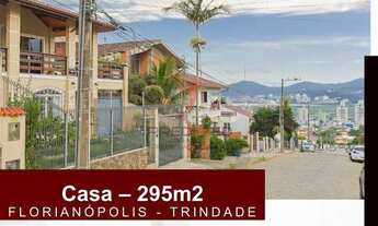 Imagem 3: Casa a venda em Florianópolis SC Bairro Trindade com 4 quartos, sendo 2 suítes ,295m²