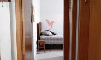 Imagem 2: 2 dormitórios, 1 suítes, 2 banheiro, 2 vagas na garagem