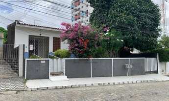 Imagem: Vende-se casa com localização excelente