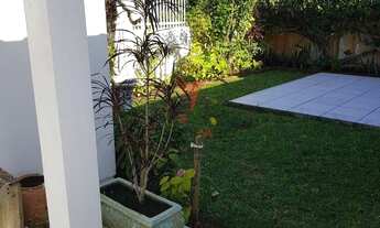 Imagem 7: Lindo, muito lindo, situado a duas quadras da praia, 5 imóveis, com academia, piscina