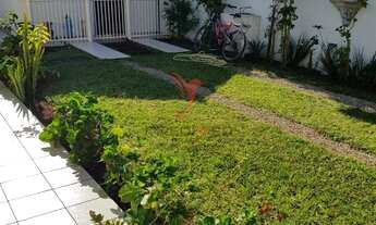 Imagem 5: Lindo, muito lindo, situado a duas quadras da praia, 5 imóveis, com academia, piscina