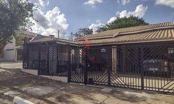 Imagem: Vendo ou troco Casa de esquina no Jardim