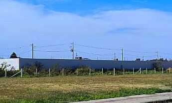 Imagem 2: Terreno de Esquina 2.704m² à Venda no Bairro Recife