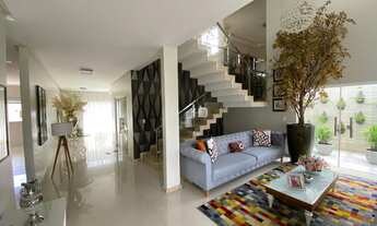 Imagem 6: Alto Padrão para Venda em Arapiraca, São Luiz, 3 dormitórios, 3 suítes, 5 banheiros, 4 vag