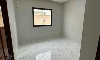 Imagem 4: Alto Padrão para Venda em Arapiraca, Canafístula, 3 dormitórios, 3 suítes, 4 banheiros, 2