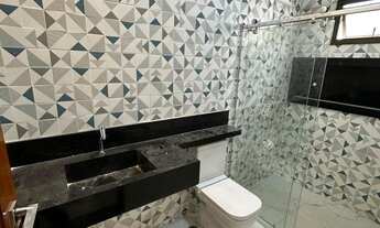 Imagem 7: Alto Padrão para Venda em Arapiraca, Canafístula, 3 dormitórios, 3 suítes, 4 banheiros, 2