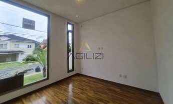 Imagem 5: Casa de Condomínio com 4 Quartos e 5 banheiros