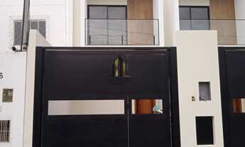 Imagem: Sobrado para Venda em Camboriú, Santa Regina