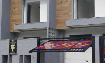 Imagem 2: Sobrado para Venda em Camboriú, Areias, 3 dormitórios, 1 suíte, 3 banheiros, 2 vagas