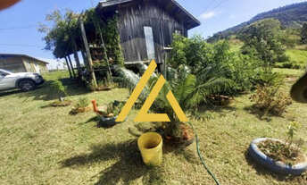 Imagem: Sítio com Cachoeira