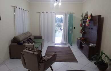 Imagem 3: Casa para Venda em Saquarema, Leigos, 3 dormitórios, 1 suíte, 2 banheiros, 2 vagas