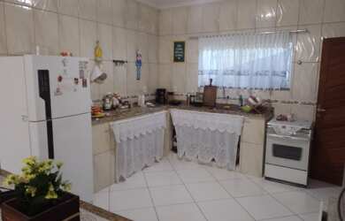 Imagem 4: Casa para Venda em Saquarema, Leigos, 3 dormitórios, 1 suíte, 2 banheiros, 2 vagas