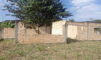 Imagem 2: Casa para Venda em Saquarema, Engenho Grande (Bacaxá), 2 dormitórios, 1 suíte, 2 banheiros