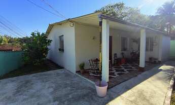 Imagem 2: Casa para Venda em Saquarema, Madressilva (Bacaxá), 2 dormitórios, 1 suíte, 1 banheiro, 2