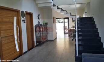 Imagem: Sobrado em Condomínio para Venda em Taubaté