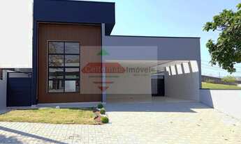 Imagem: Casa Térrea a Venda, com Piscina, no Condomínio