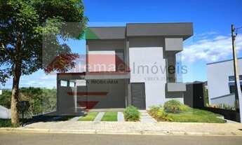 Imagem: Triplex a Venda, no Condomínio Cataguá