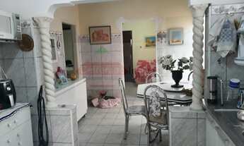 Imagem 7: Casa Central com Piscina