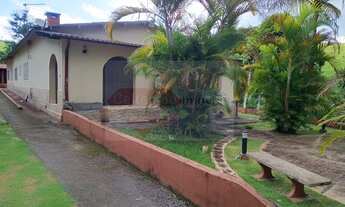 Imagem 7: Sitio com casa e piscina