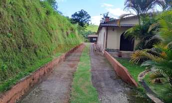 Imagem 6: Sitio com casa e piscina