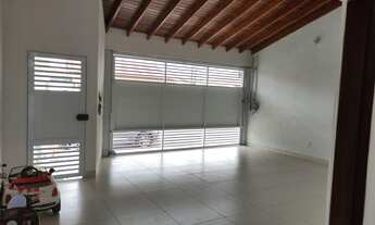 Imagem 3: Casa para Venda em Indaiatuba, Jardim Umuarama, 5 dormitórios, 1 suíte, 4 banheiros, 2 vag