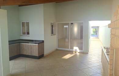 Imagem 3: Casa em Condomínio para Venda em Salto, Residencial Lagos D`Icaraí, 4 dormitórios, 1 suíte