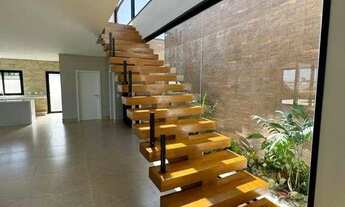 Imagem 5: Casa para Venda em Itu, Condomínio Villas do Golfe, 4 suítes, 3 vagas