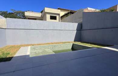 Imagem 3: Casa em Condomínio para Venda em Sorocaba, Jardim Villa Verona, 4 dormitórios, 1 suíte, 4