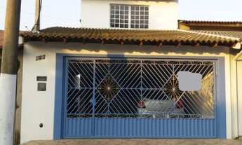 Imagem 2: Casa para Venda em Itu, Jardim Santos Dumont, 3 dormitórios, 1 suíte, 3 banheiros, 2 vagas