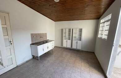 Imagem 6: Casa para Venda em Itu, Jardim Santa Tereza, 2 dormitórios, 1 suíte, 2 banheiros, 2 vagas