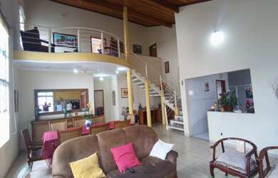 Imagem 3: Casa para Venda em Salto, Jardim Santa Marta, 4 dormitórios, 1 suíte, 2 banheiros, 2 vagas