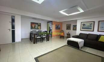 Imagem 2: Apartamento para Venda em Recife, Casa Forte, 4 dormitórios, 2 suítes, 1 banheiro, 2 vagas