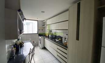 Imagem 3: Apartamento para Venda em Recife, Casa Forte, 4 dormitórios, 2 suítes, 1 banheiro, 2 vagas