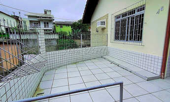 Imagem 3: Casa Trindade: 3 Imóveis no Lote. Invista em Renda UFSC