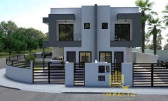 Imagem: Sobrados em São Jose/SC. A VENDA