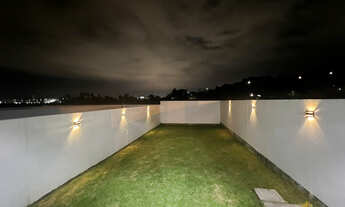 Imagem 2: Sobrado com espaço de pátio a venda em São José/SC