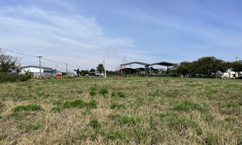 Imagem 4: ÁREA à venda com 12300m² no bairro Emiliano Perneta - PINHAIS / PR