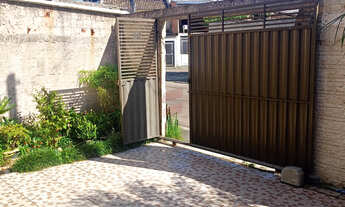 Imagem 2: CASA com 2 dormitórios à venda por R$ 220.000,00 no bairro Ganchinho - CURITIBA / PR