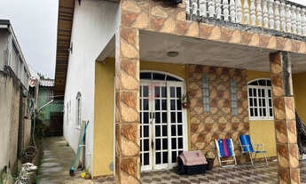 Imagem 2: SOBRADO com 3 dormitórios à venda com 295m² por R$ 550.000,00 no bairro Centro - PINHAIS