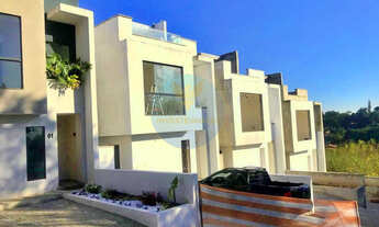 Imagem: Casa com rooftop e vista na Granja Viana