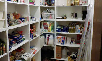 Imagem 6: Casa em Condomínio a Venda no bairro Granja Viana - Carapicuíba, SP