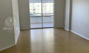 Imagem 3: Apartamento no Edifício Coliseum no Centro de Balneário