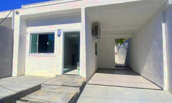 Imagem 2: Casa Mobiliada com Piscina e Churrasqueira a 5 min da Praia