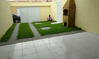 Imagem 2: Casa a Venda no bairro Parque Dom Pedro - Itaitinga, CE