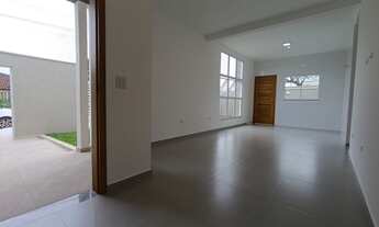 Imagem 6: Casa com piscina à venda em Matinhos Paraná