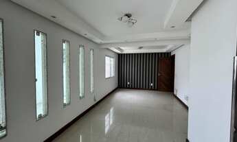 Imagem 3: Casa para Venda em Rio das Ostras, Costazul, 5 dormitórios, 3 suítes, 4 banheiros, 4 vagas